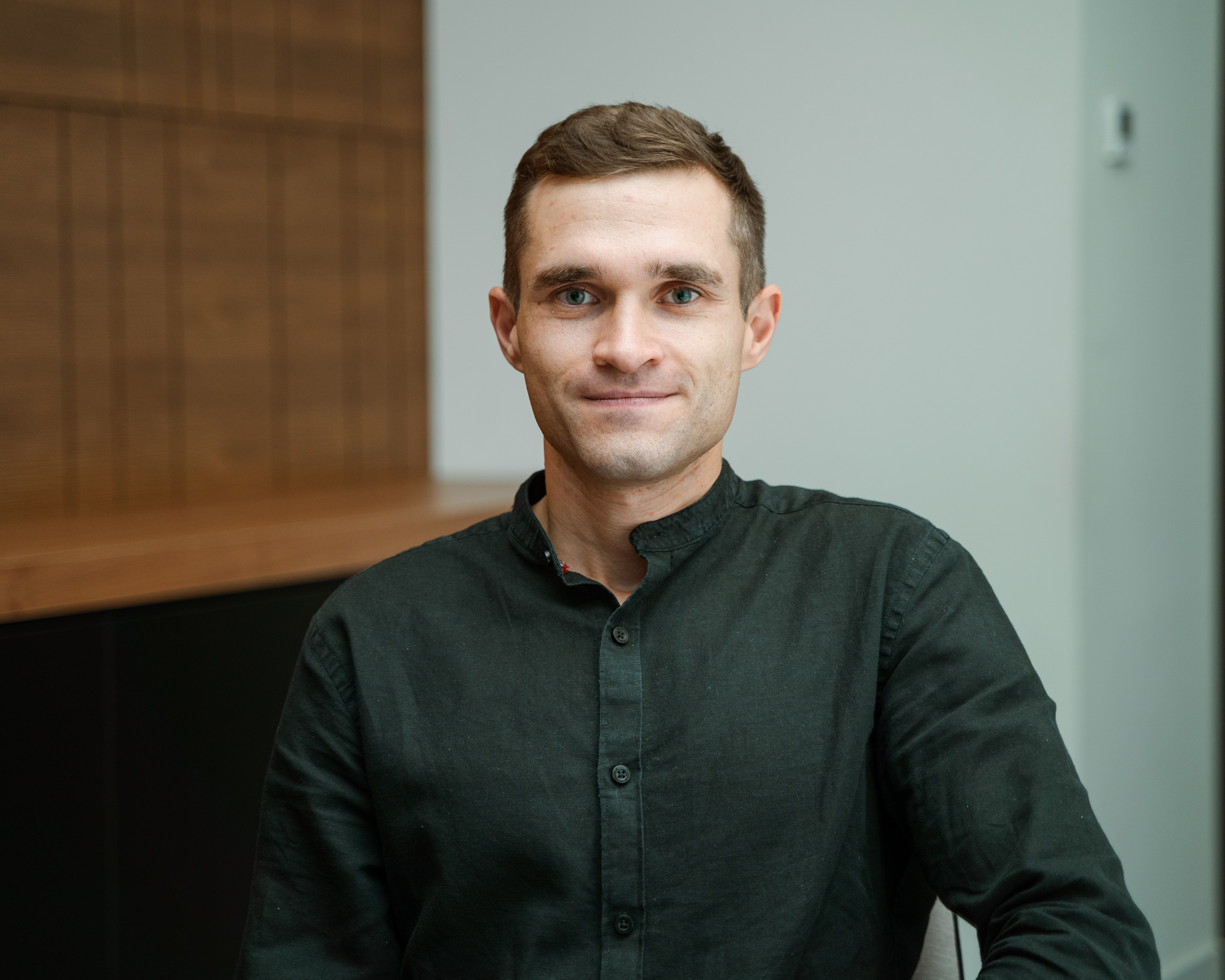 Владислав Сероштан